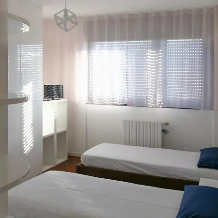 Splendido 140 Mq Zona Tortona Milan